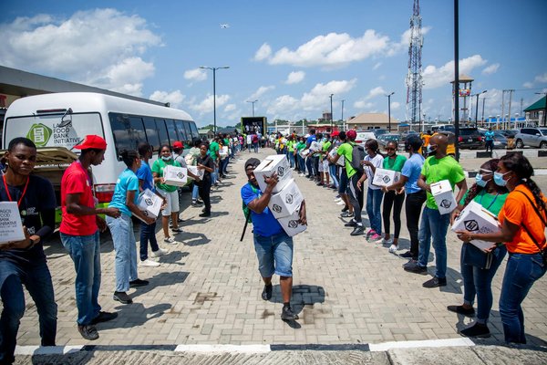 Comment planifier une enchantante soirée de contes en plein air pour émerveiller les enfants ?